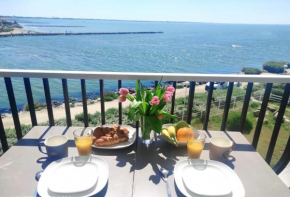 Le Maeva - vue mer d'exception - parking privé -